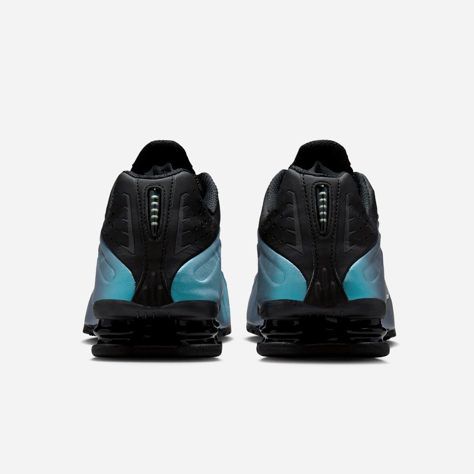 Shox R4 IF4849 500