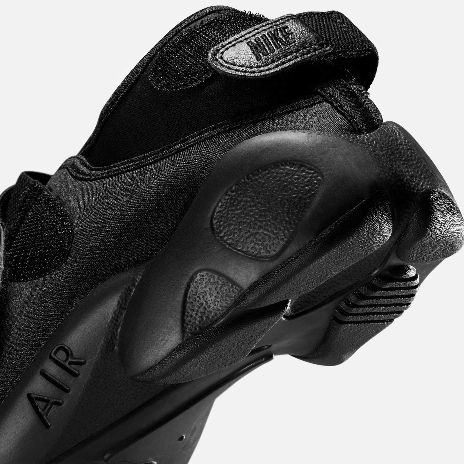 Air Rift Black Swan IH1990 010