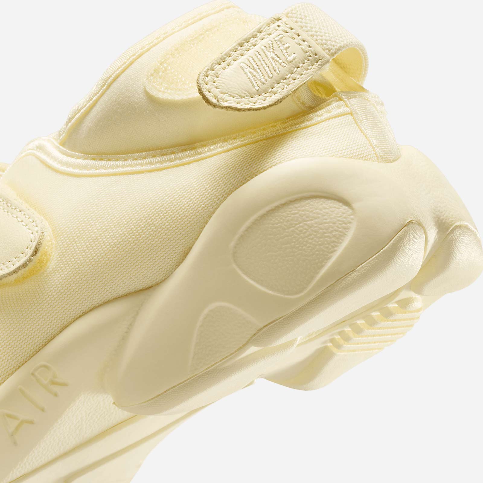 Air Rift Neo IV6058 700