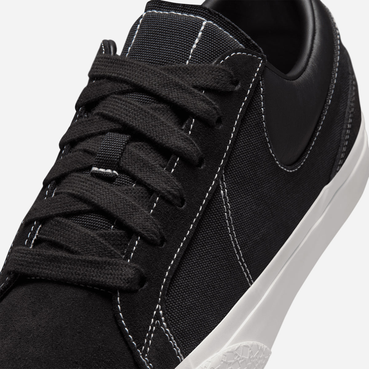 Nike Blazy Black Sail IM2523-001