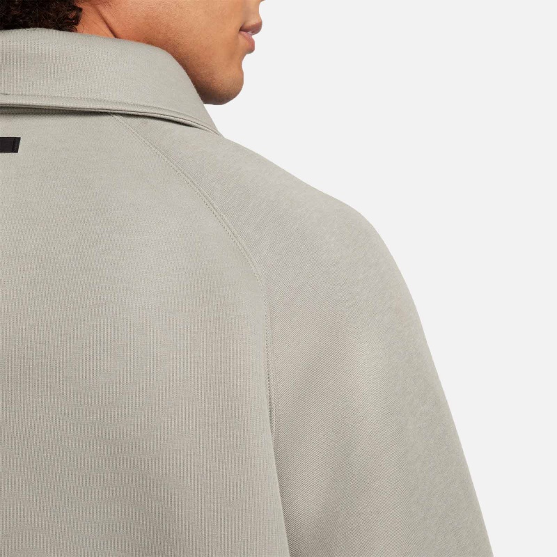 Tech Fleece Reimagined 1 2 Zip Top FN3399 053