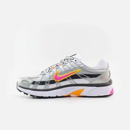 Nike BV1021-100 P-6000 | 4Elementos