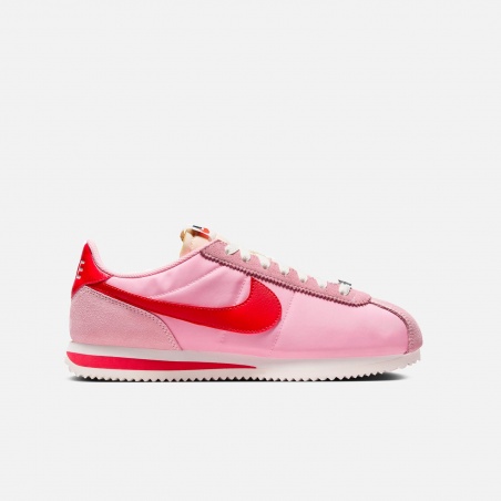 Nike Cortez HF9994-600 | 4Elementos