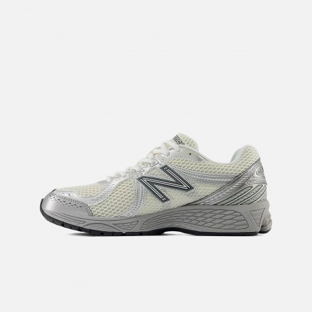 New Balance 860 ML860GO2 | 4Elementos