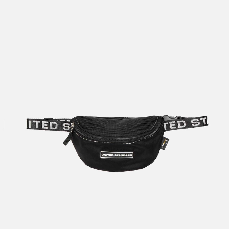 US20S BG04 001 Logo Fanny Pack