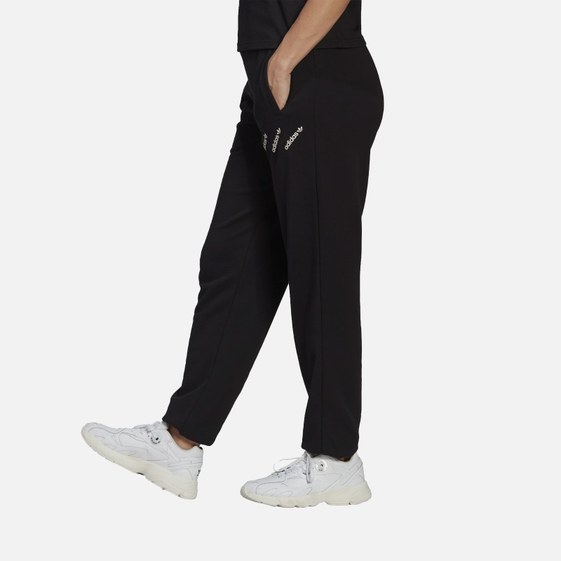 HM4872 Track Pants