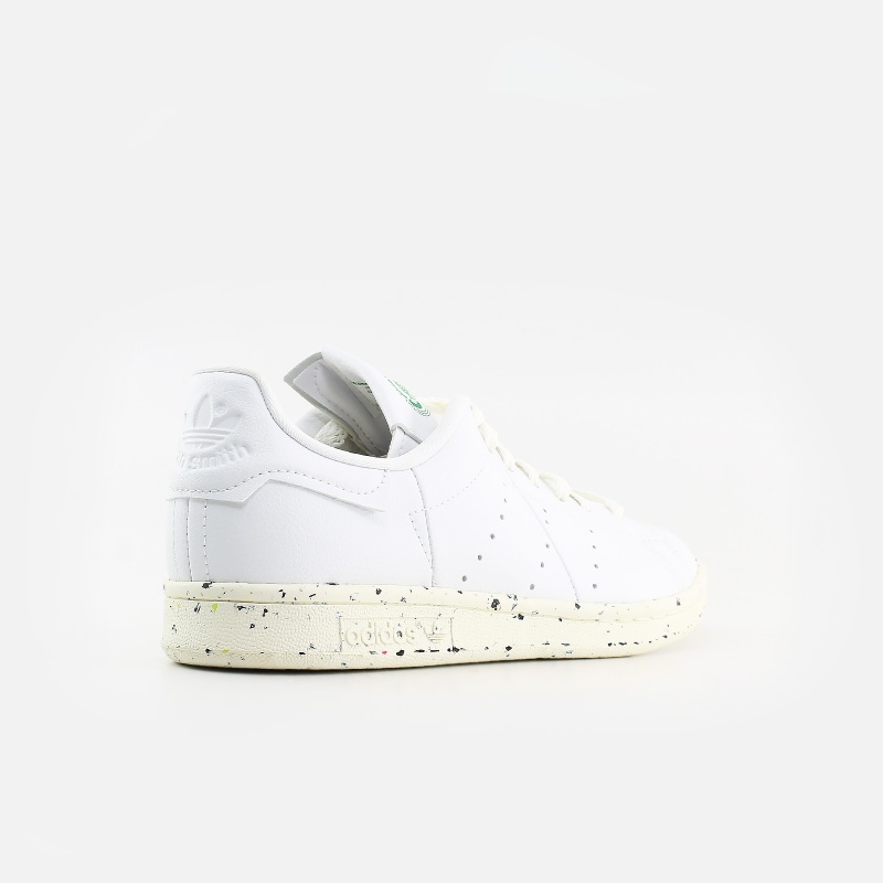 FV0534 Stan Smith The Clean Classics