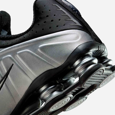 Shox R4 HQ1988 007