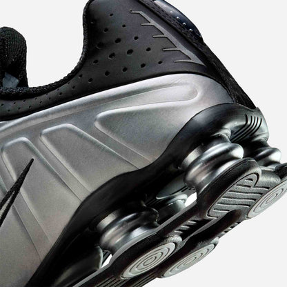 Shox R4 HQ1988 007