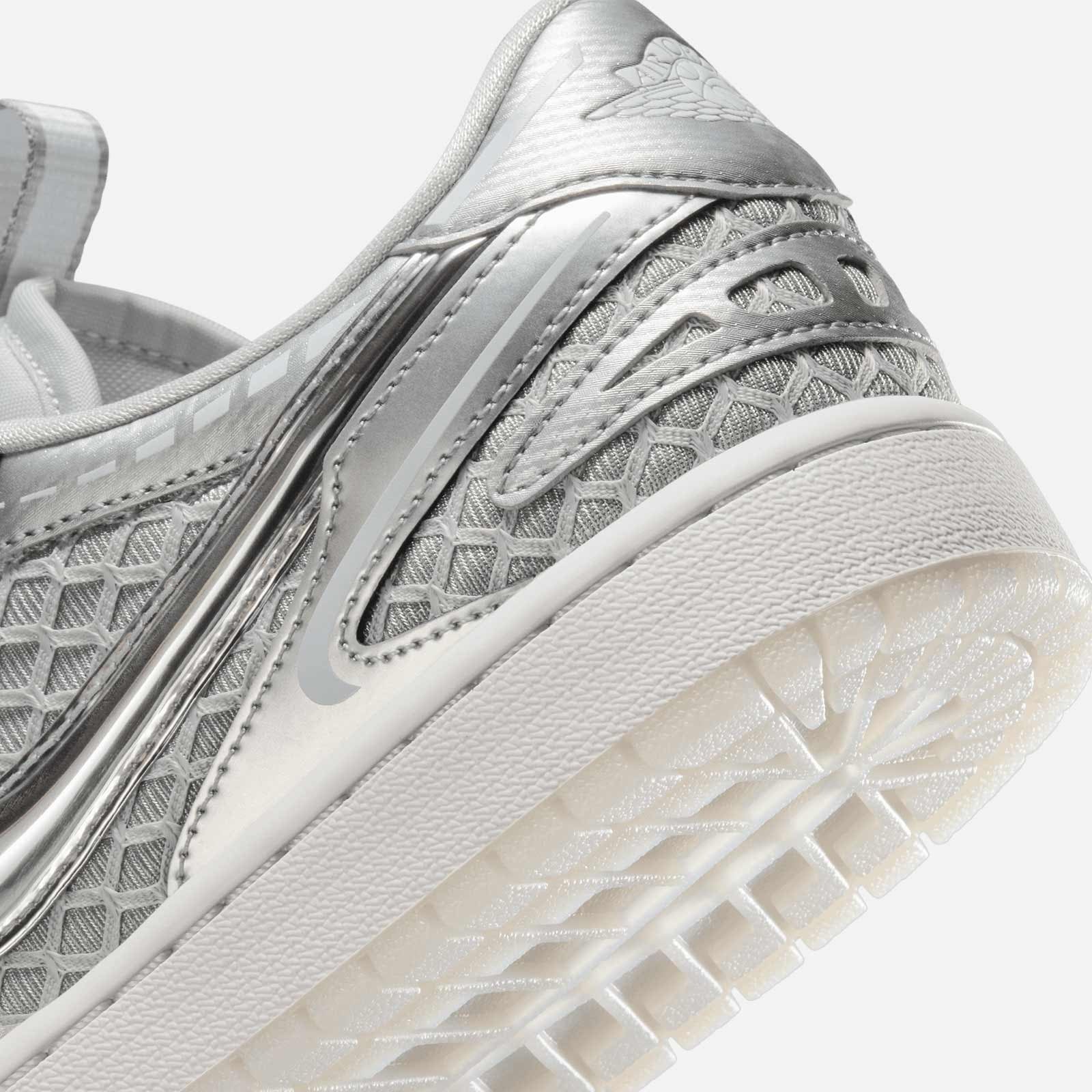 Air Jordan 1 Method of Make V3 W Metallic Silver HQ2186 002