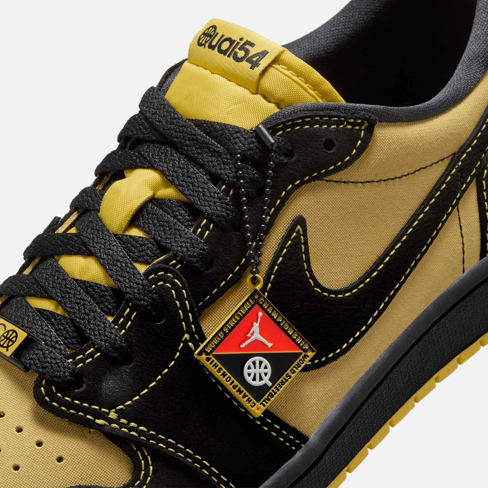Air Jordan 1 Retro Low OG Quai 54 IB8836 007