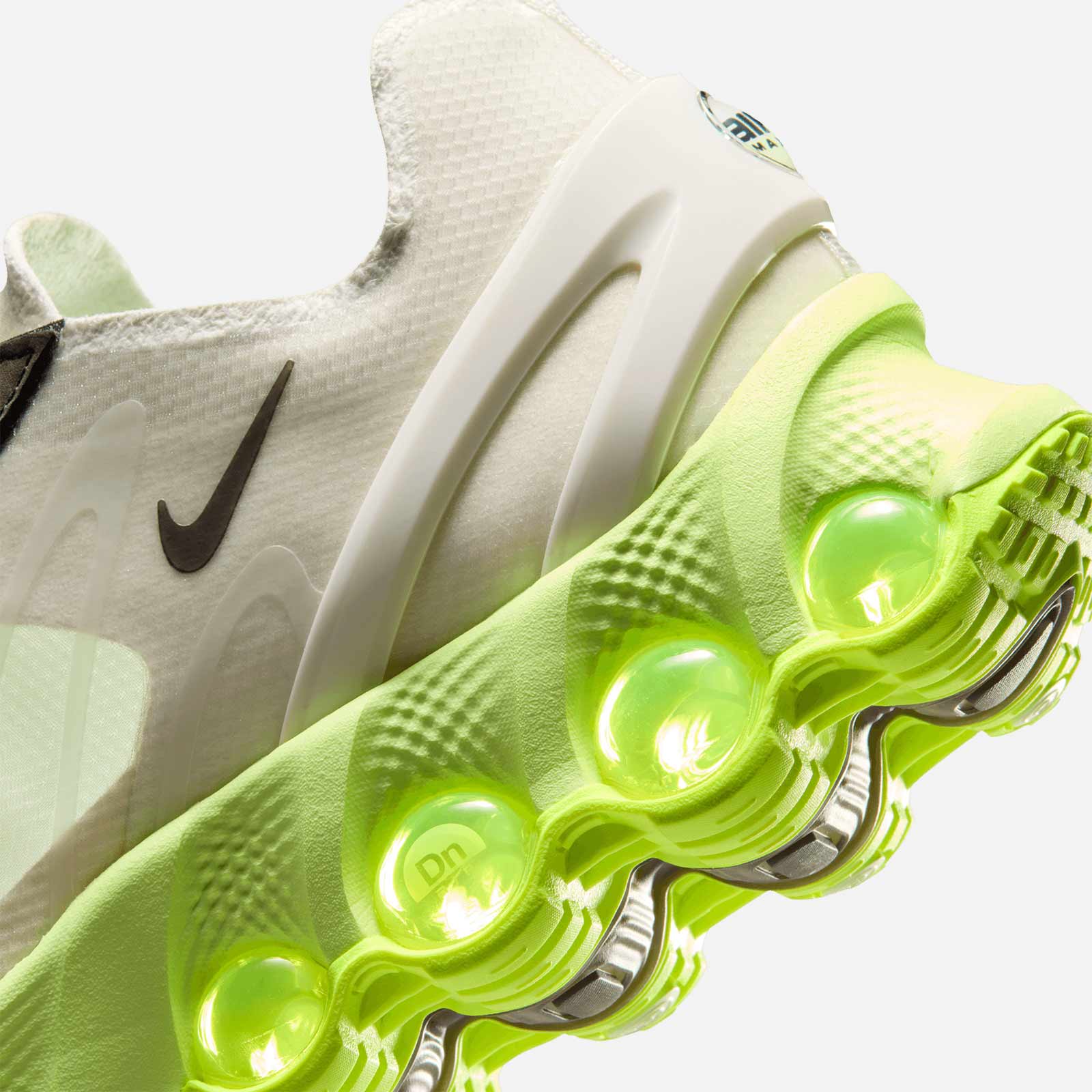 Air Max DN8 QS Dark Hazel IO4479 200