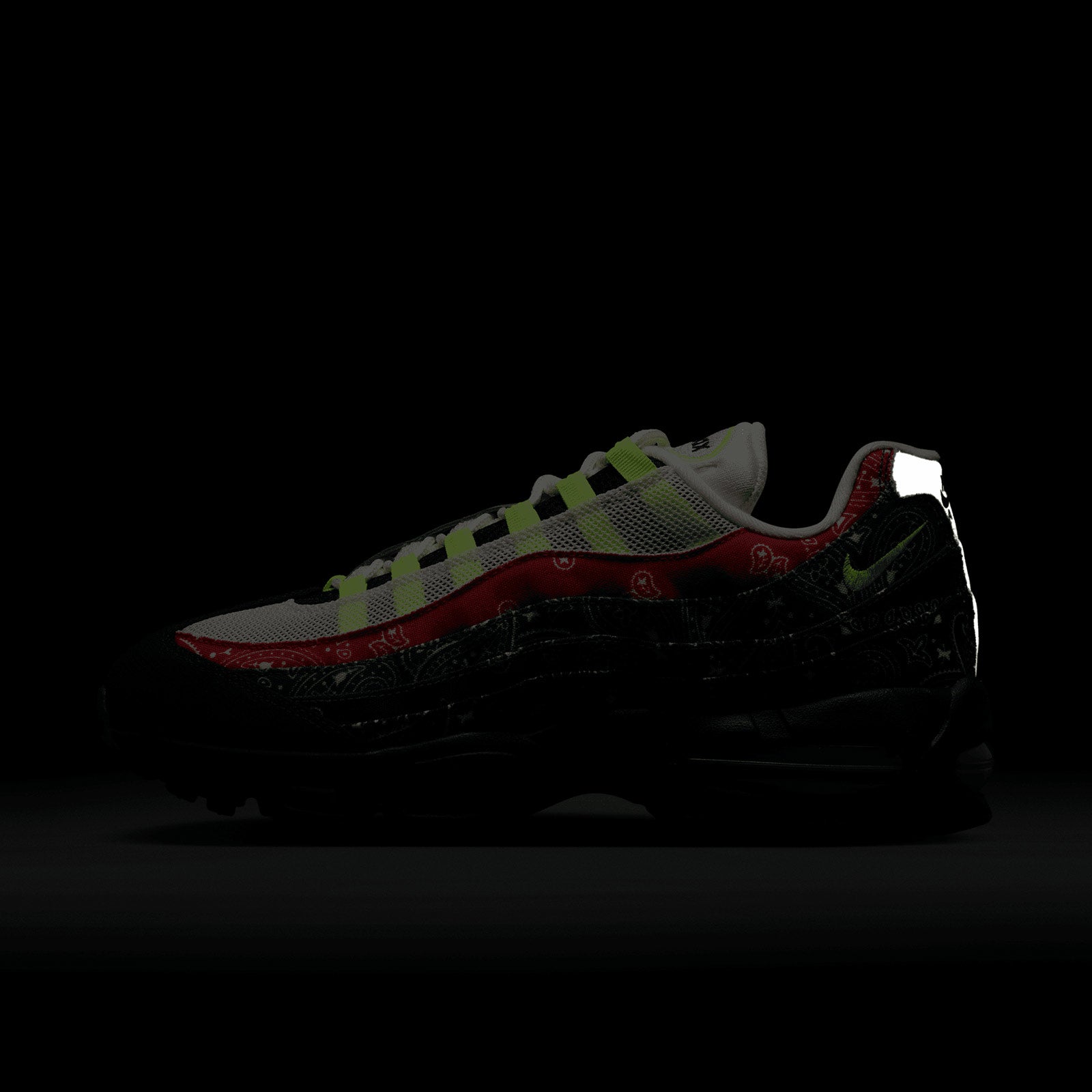 Air Max 95 OG Big Bubble Paisley Bandana IQ0620 100