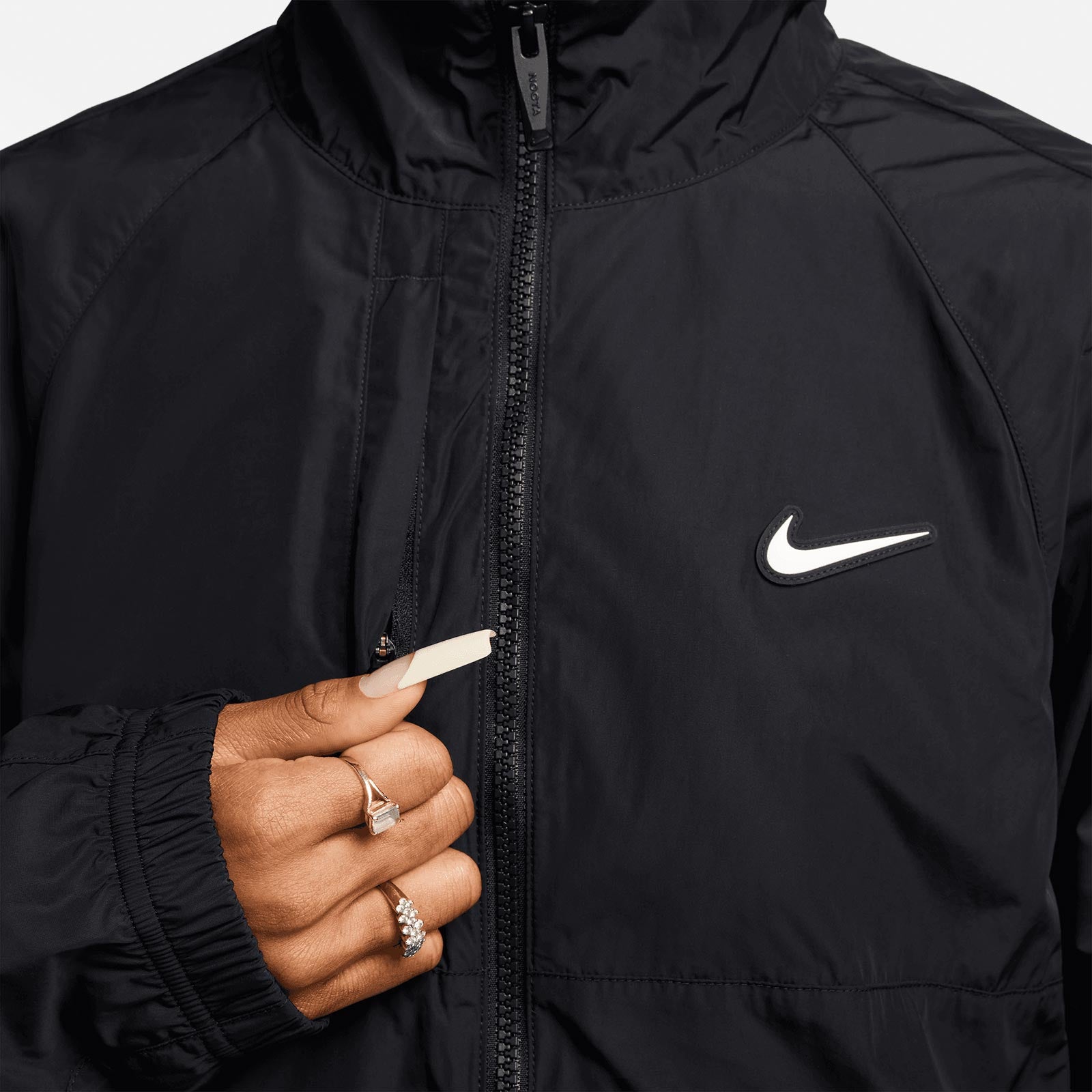 Nike NOCTA Woven Track Jacket FN7666-010 | 4Elementos