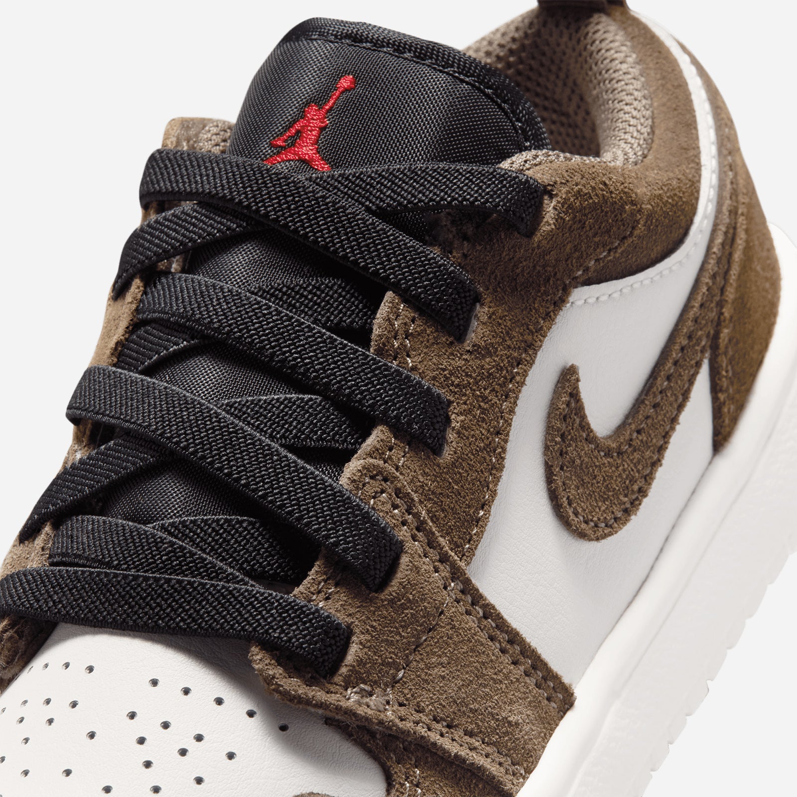 Jordan 1 Low Alt DR9748 200