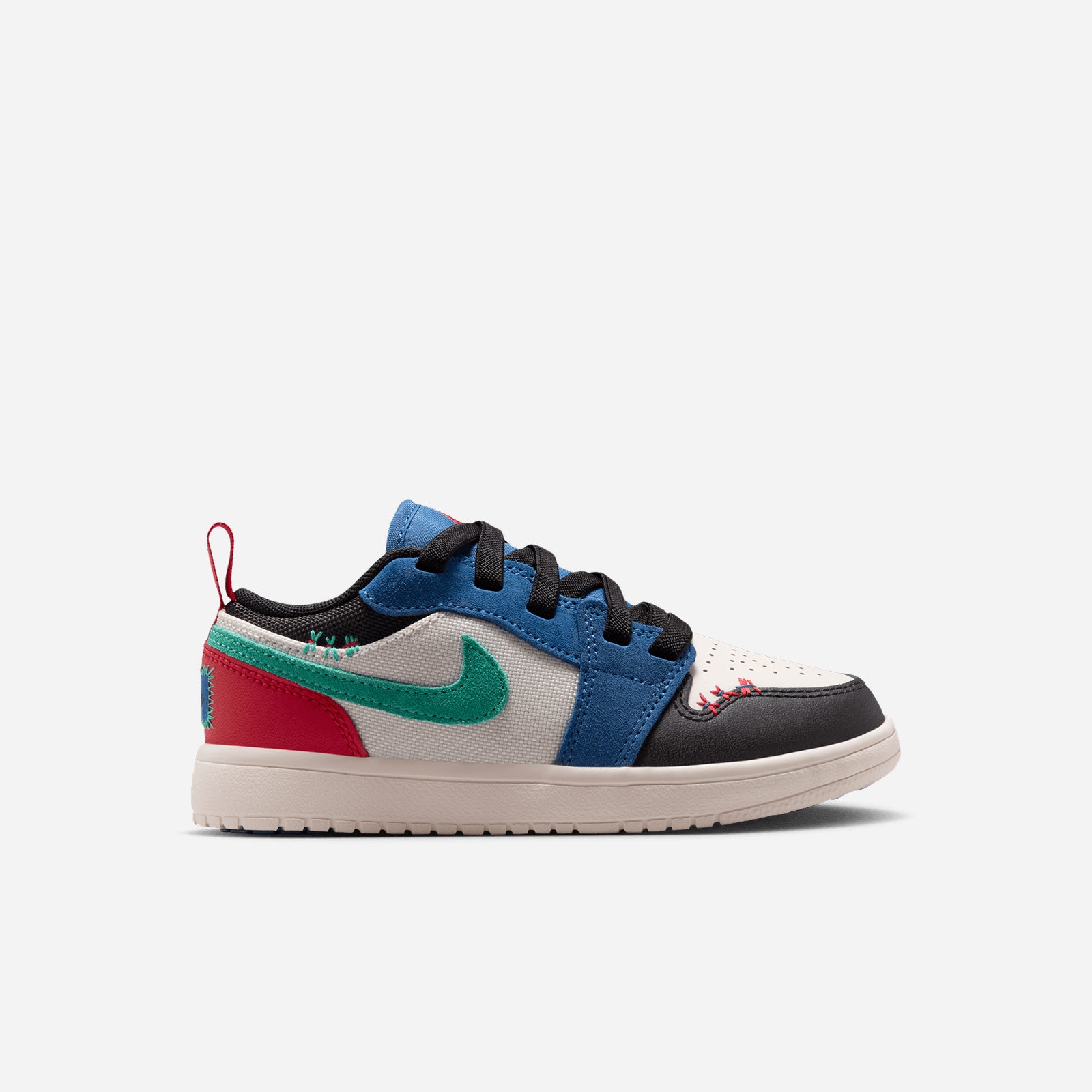 Jordan 1 Low Alt SE IO2054 401