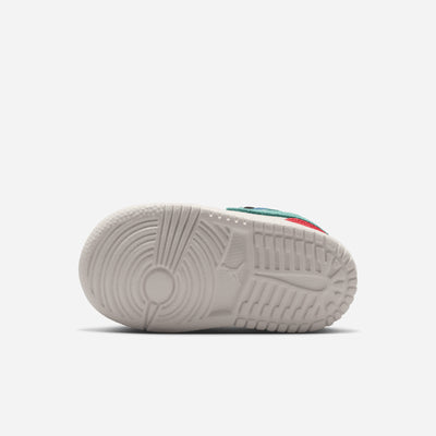 Jordan 1 Low Alt SE IO2064 401