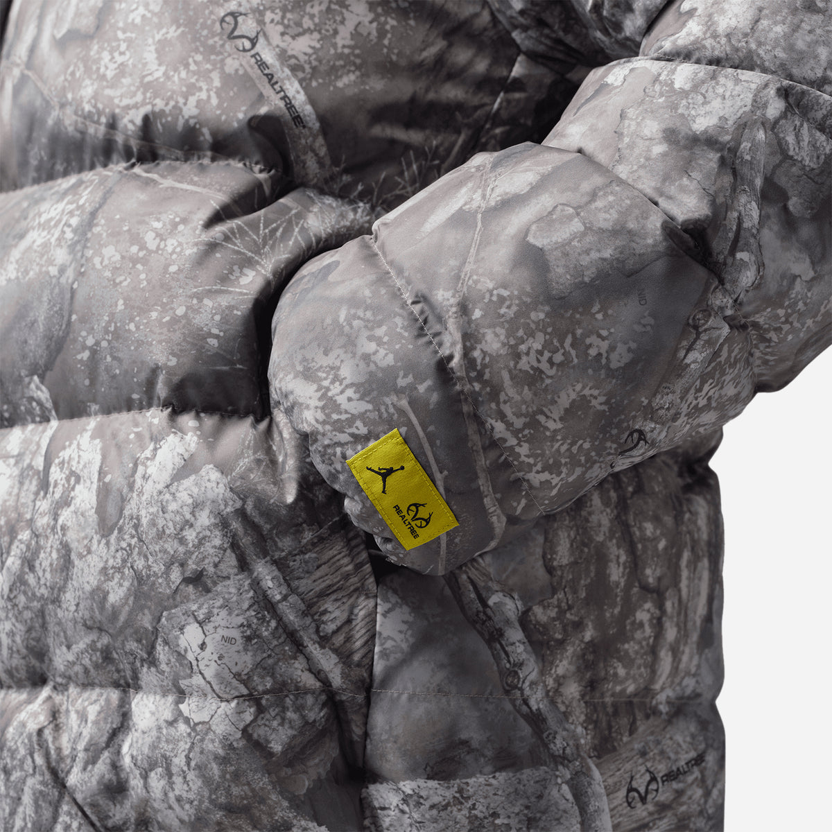 Jordan Flight Puffer Jacket IO1827-100